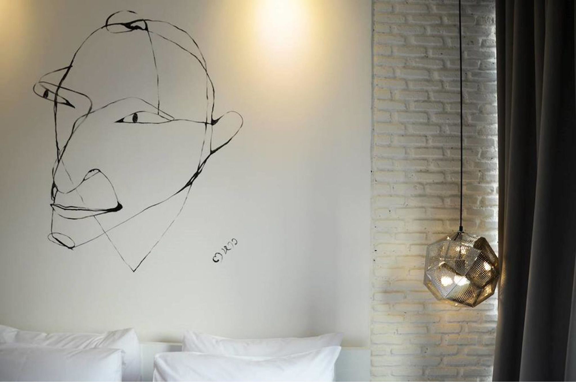 3 Howw Hostel At Sukhumvit 21 Bangkok Exterior photo